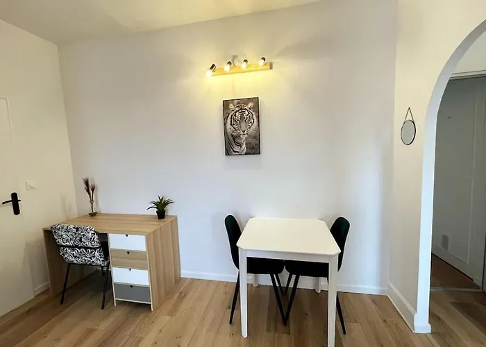 3g Clim + Thermal Et Campus Artem A 200m, 2 Pieces Apartment